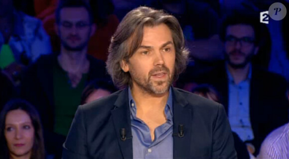 Aymeric Caron dans On n'est pas couché sur France 2, le samedi 7 mars 2015.