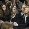 Amanda Seyfried - People au défilé de mode Givenchy prêt-à-porter Automne-Hiver 2015-2016 à Paris le 8 mars 2015.