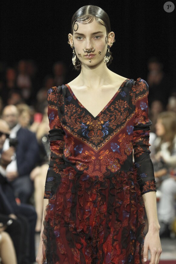 Défilé de mode Givenchy collection Automne-Hiver 2015-2016 lors de la fashion week à Paris, le 8 mars 2015.