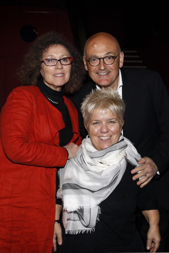 Mireille Dumas, Mimie Mathy et son mari Gérard Benoist au concert de Michel Fugain et Pluribus aux Folies Bergère le 7 mars 2015 à Paris.