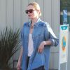 Exclusif - Kate Bosworth est allée faire des courses au supermarché avant de se rendre dans une station service à Los Feliz. Le 13 décembre 2014 