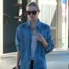 Exclusif - Kate Bosworth est allée faire des courses au supermarché avant de se rendre dans une station service à Los Feliz. Le 13 décembre 2014