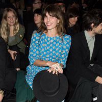 Fashion Week : Lou Doillon et Salma Hayek amoureuse, stars du show Saint Laurent