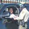 Exclusif - Shia LaBeouf se fait interpeller par un shérif alors qu'il venait de remonter à bord de sa voiture après avoir fait du shopping chez Giorgio Armani, à Beverly Hills le 3 février 2015.