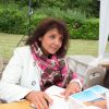 Stephanie Fugain en dedicace lors de la 'Foret des livres' à Chanceaux-Pres-Loches, pres de Tours en France le 25 août 2013.