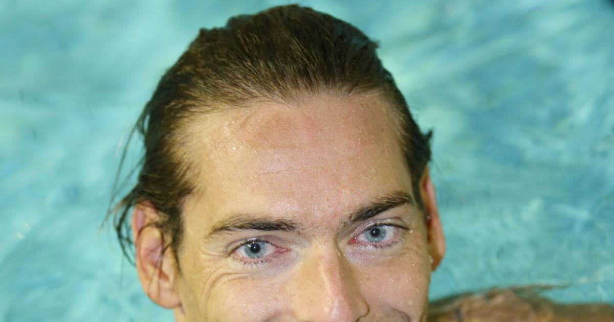 Geoffrey Nageur Mariés Au Premier Regard Camille Lacourt : Le sexy nageur se jette à l'eau et relève un défi