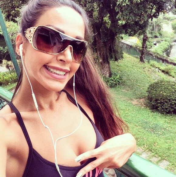 Somayeh ange anonyme et pale copie de Nabilla ?