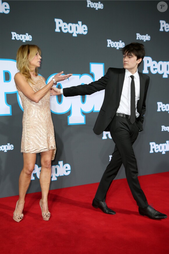 Alain-Fabien Delon et sa mère Rosalie Van Breemen - Soirée pour le lancement du magazine "People" en Allemagne à Berlin le 17 mars 2015