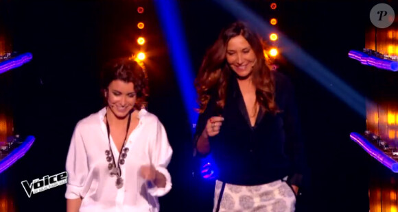 Jenifer, ravissante, lors de l'épreuve ultime de The Voice 4 sur TF1 le samedi 21 mars 2015