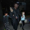 Seal arrive avec ses enfants à l'aéroport de LAX à Los Angeles, le 29 mars 2015