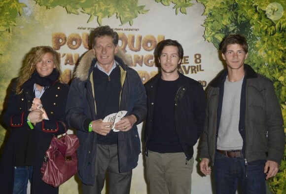 Nicolas de Tavernost en famille - Avant-première du film "Pourquoi j'ai pas mangé mon père" au Pathé Beaugrenelle à Paris, le 29 mars 2015.