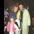  Sophie Davant, Pierre Sled et leurs enfants en 2001.  