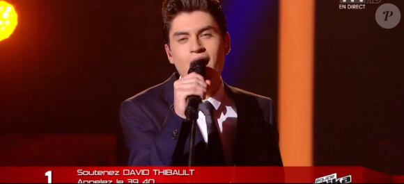 David Thibault lors du premier live de The Voice 4 sur TF1, samedi 4 avril 2015.