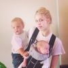 Peaches Geldof adore prendre des photos de ses enfants Astala et Phaedra sur les réseaux sociaux. Le 8 juillet elle a d'ailleurs posté de nombreux clichés de ses bébés sur Instagram. Ici on peut voir Phaedra, né le 24 avril 2013, et Astala, 1 an.