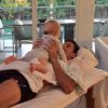 Novak Djokovic et son fils Stefan - photo publiée sur son compte Twitter le 6 avril 2015