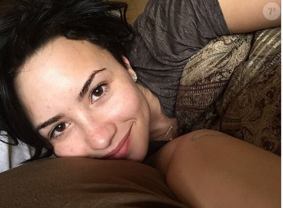 Demi Lovato sans maquillage, le 7 avril 2015