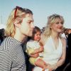 Kurt Cobain, Coutney Love et leur fille à la cérémonie des MTV Video Music Awards à Los Angeles le 2 septembre 1993.