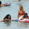 Exclusif - Paige Butcher et les soeurs Bria et Shayne Murphy profitent d'un après-midi ensoleillé sur une plage de Maui, à Hawaï. Le 23 mars 2015.