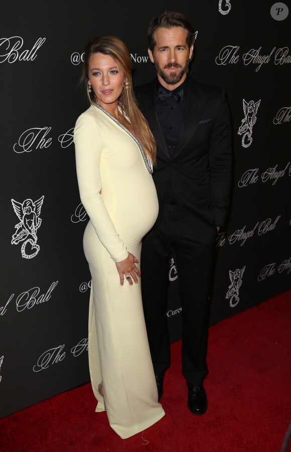 Blake Lively enceinte et son mari Ryan Reynolds - People à la soirée "Angel Ball 2014" à New York, le 20 octobre 2014.  