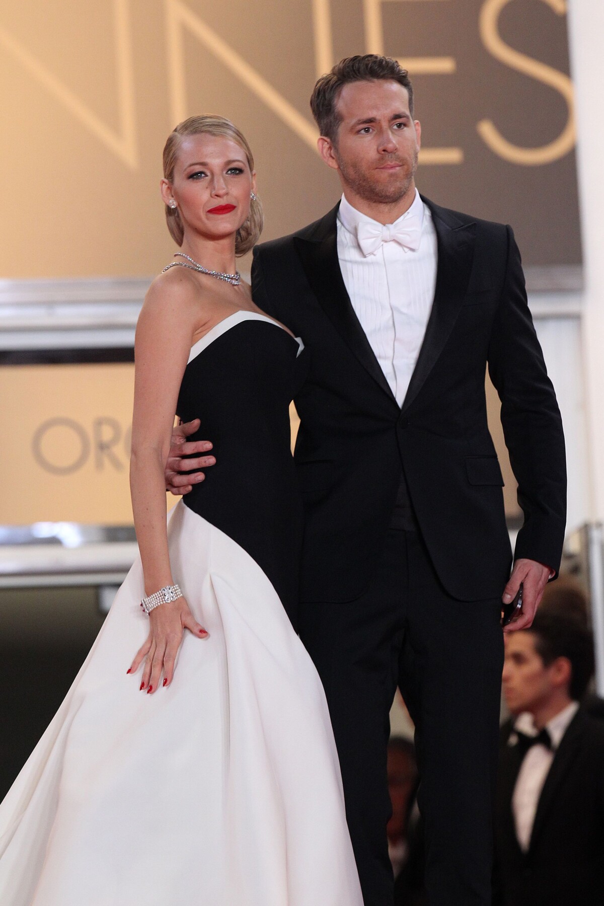 Photo Blake Lively Et Son Mari Ryan Reynolds Montée Des Marches Du Film Captives Lors Du 