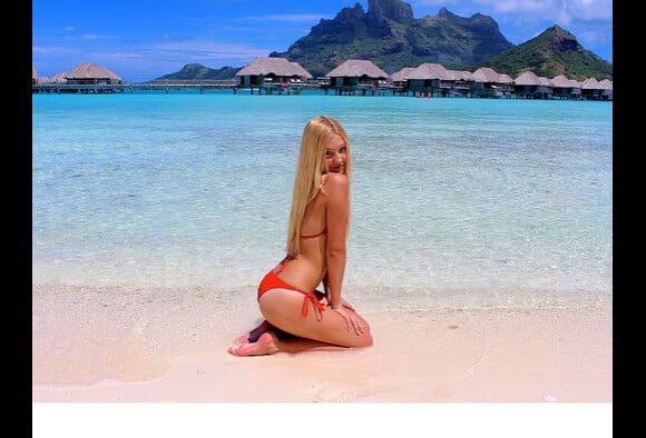 Ava Sambora en vacances à Bora Bora, sur Instagram le 8 avril 2015