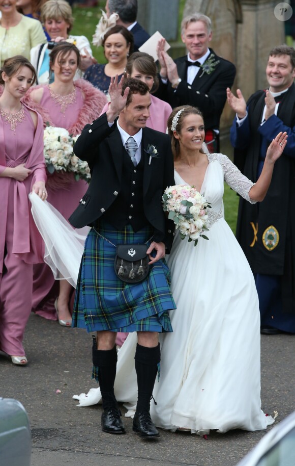Andy Murray et Kim Sears se marient à la cathédrale de Dunblane en Ecosse, le 11 avril 2015.