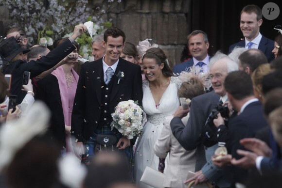 Andy Murray et Kim Sears se marient à la cathédrale de Dunblane en Ecosse, le 11 avril 2015.
