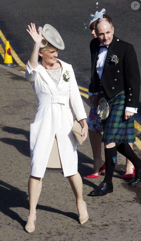 Judy Murray et William Murray au mariage d'Andy Murray et Kim Sears à la cathédrale de Dunblane en Ecosse, le 11 avril 2015.