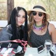  Malia Scharf et Zoe Kravitz lors du Harpers Bazaar Brunch au Soho Desert House, La Quinta, le 11 avril 2015 