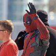 Ryan Reynolds en costume de Deadpool à Vancouver, Canada, le 8 avril 2015