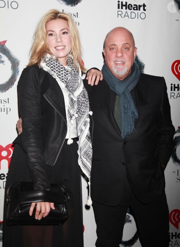 Billy Joel et sa compagne Alexis Roderick lors de la première de la comédie musicale 'The Last Ship', à Broadway au Neil Simon Theatre de New York le 26 octobre 2014