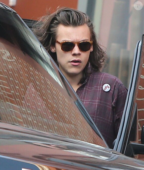 Exclusif - Harry Styles, du groupe One Direction à Beverly Hills. Le 4 février 2015