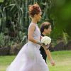Rihanna était une des demoiselles d'honneur du mariage de son amie Jennifer Rosales et son compagnon Aaron Davis. Honolulu, Hawaï, le 20 avril 2015.