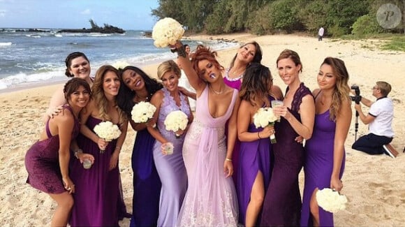 Rihanna et les demoiselles d'honneur du mariage de Jennifer Rosales et Aaron Davis à Honolulu. Hawaï, le 20 avril 2015.