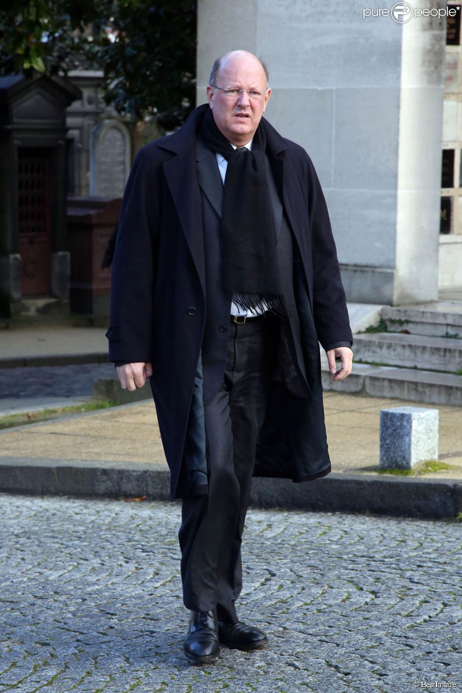  Remy Pfimlin - Obseques de Erik Izraelewicz, ancien directeur du journal Le Monde, au Pere Lachaise a Paris. Le 4 decembre 2012&amp;nbsp;  