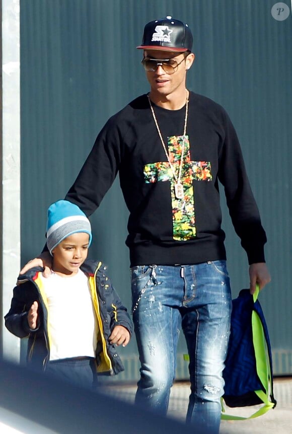 Cristiano Ronaldo et son fils Cristiano Jr à Mdrid, le 19 janvier 2015