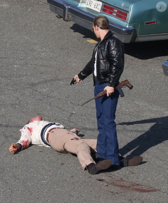 Johnny Depp tourne une nouvelle scène de meurtres pour son nouveau film "Black Mass" à Lynn dans le Massachusetts, le 3 juin 2014. L'acteur tient le rôle de Whitey Bulger (James J. Bulger), un célèbre fugitif et chef présumé du "Winter Hill Gang" de Boston, incarcéré depuis 2011.