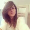 Karine Ferri : selfie au naturel pour la bombe !