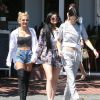 Pia Mia et les soeurs Jenner (Kylie et Kendall) quittent le Mauro's Cafe Fred Segal à Los Angeles, le 28 avril 2015.
