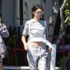 Kendall Jenner quitte le Mauro's Cafe Fred Segal à Los Angeles, le 28 avril 2015.