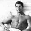 Cristiano Ronaldo pose pour sa nouvelle ligne de sous-vêtements CR7 en micro-fibres le 9 avril 2015. 