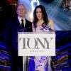 Bruce Willis et Mary-Louise Parker annoncent les nommés aux Tony Awards 2015 à New York, le 28 avril 2015