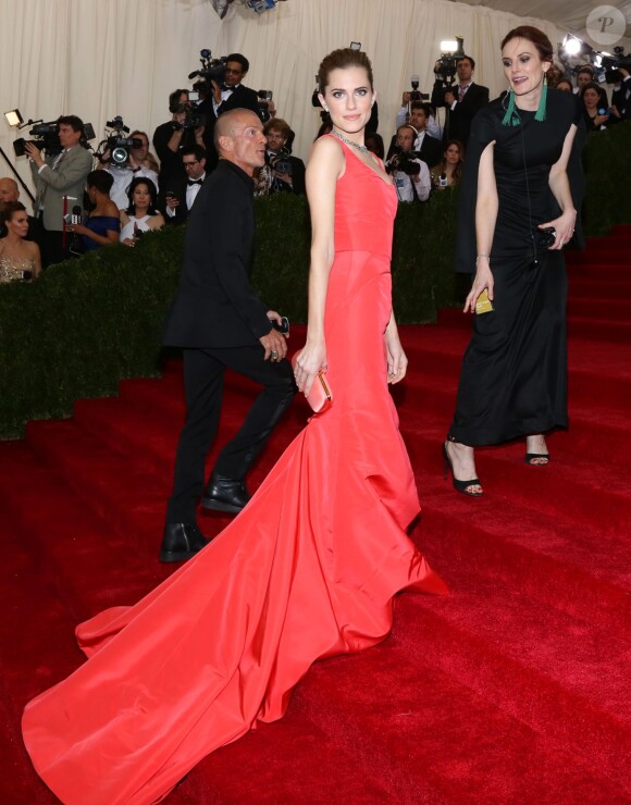 Allison Williams - Soirée du Met Ball / Costume Institute Gala 2014: "Charles James: Beyond Fashion" à New York. Le 5 mai 2014.