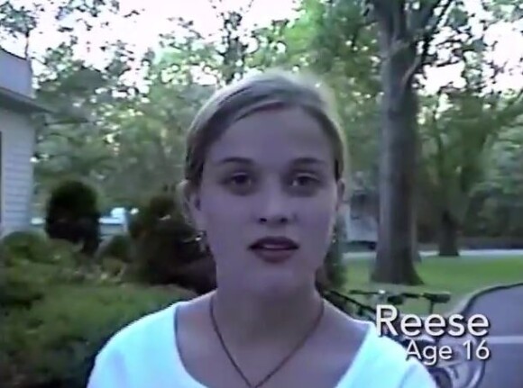 Reese Witherspoon à l'âge de 16 ans une vidéo de SNL le 9 mai 2015
