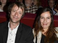 Zoé Félix et Mireille Darc, amoureuses en duo, passent la soirée en 'Open Space'