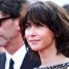 Sophie Marceau - Montée des marches du film "La Tête Haute" pour l'ouverture du 68e Festival du film de Cannes le 13 mai 2015