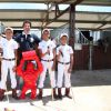 Exclusif :Richard Orlinski  a offert un Kong rouge aux "ninos"du Polo au British Polo Day au Jnan Amar Polo Club à Marrakech au profit de la Fondation Eve Branson le 25 avril 2015.