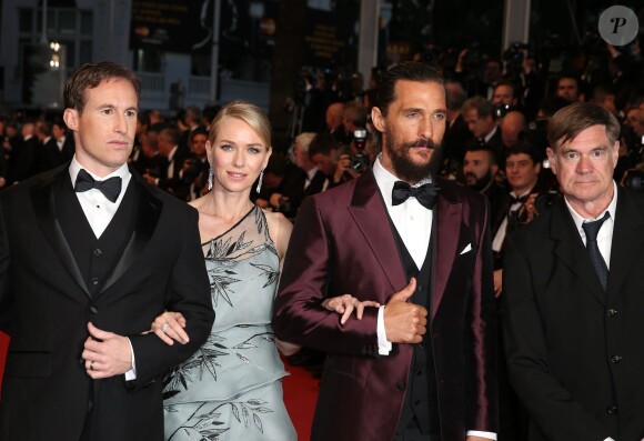 Naomi Watts, Matthew McConaughey - Montée des marches du film "The Sea of Trees" (La Forêt des Songes) lors du 68e Festival International du Film de Cannes, le 16 mai 2015.
