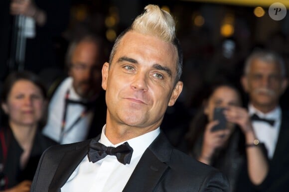 Robbie Williams - Montée des marches du film "The Sea of Trees" (La Forêt des Songes) lors du 68e Festival International du Film de Cannes, le 16 mai 2015.