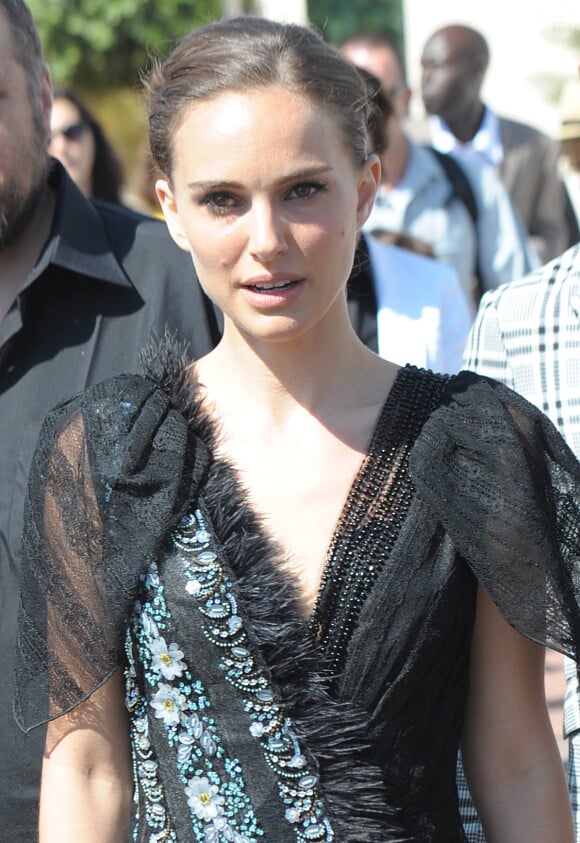 Natalie Portman arrive au Palais des Festival à Cannes, le 17 mai 2015.
